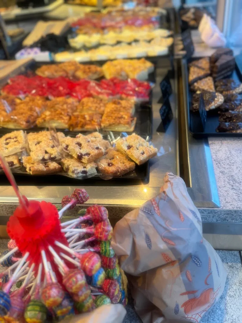 Raggio di sole — ice cream shop (photo 3)